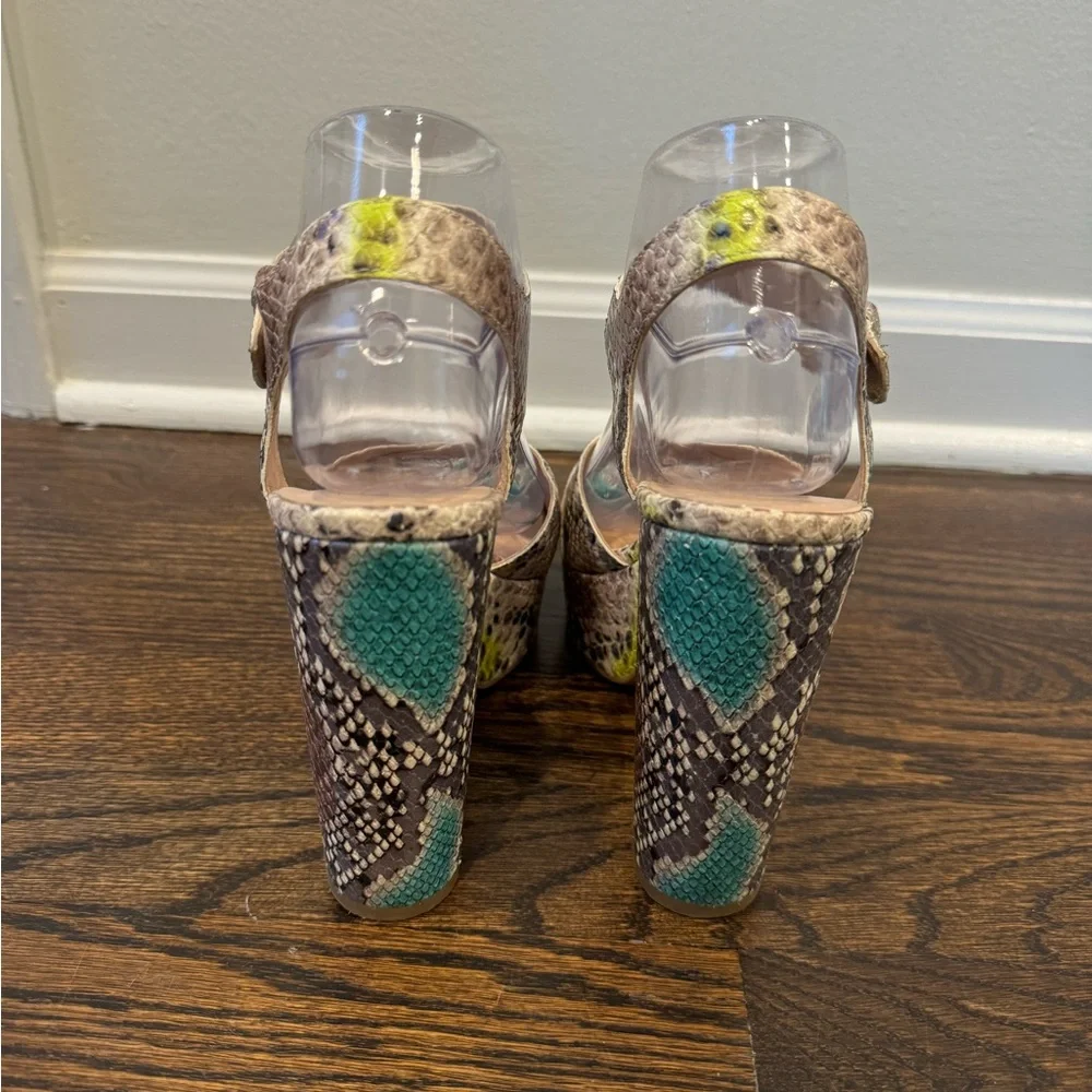 Kate Spade Grace snakeskin platform sandal heel summer size 7.5